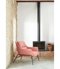 Butaca modelo Sadira acabado Coral, 84cm(ancho) 87cm(alto) 88cm (largo)