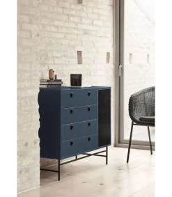 Cómoda para dormitorio modelo Punto 1 puerta 4 cajones acabado azul/negro, 45cm(ancho) 80cm(alto) 97cm(largo)
