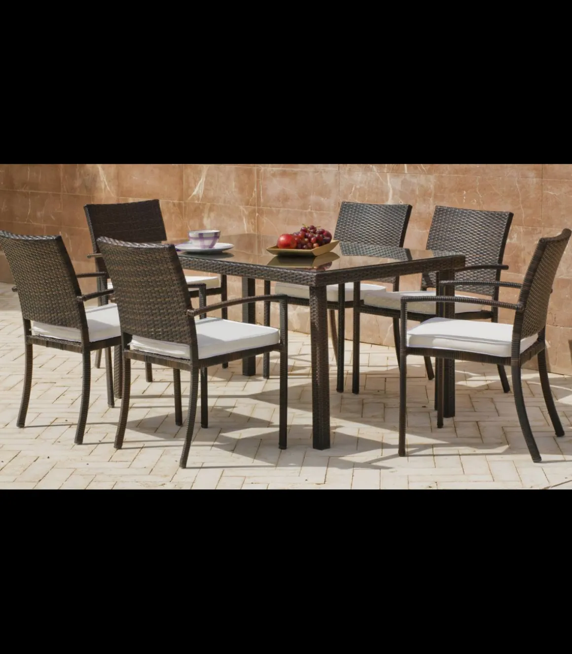 Conjunto jardín de mesa y 4 sillones Bahia -150/4 .