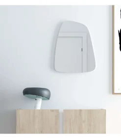Espejo de pared asimétrico modelo 731, Altura 60cm. Ancho 47cm. Fondo 2cm.