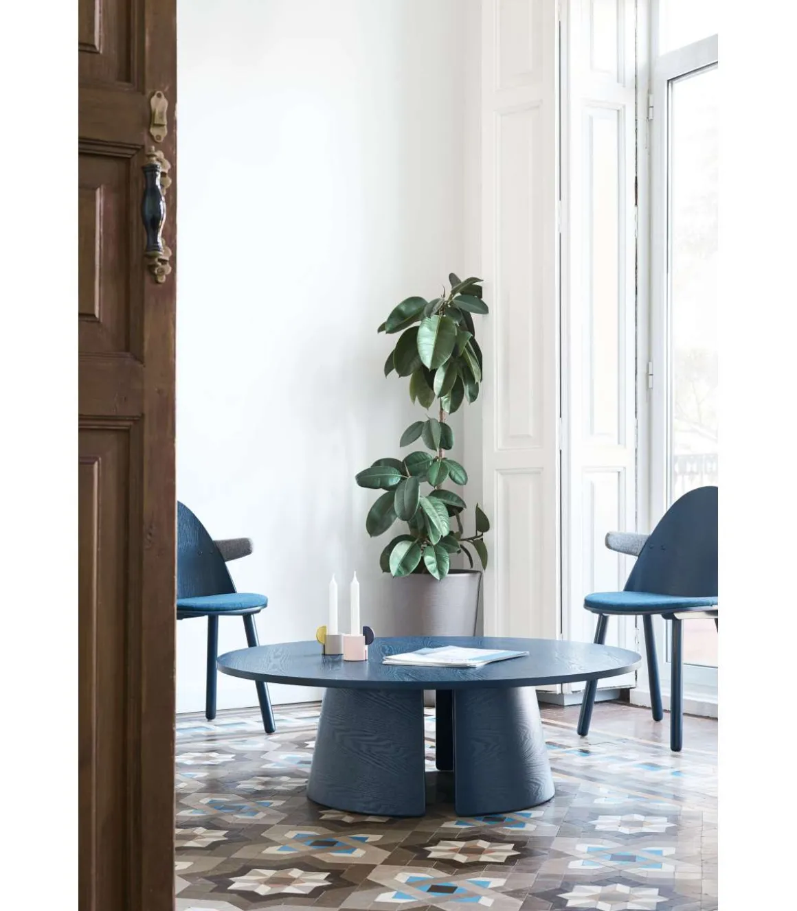 Mesa de centro modelo Cep varios acabado azul, 110cm(ancho) 36.5cm(alto) 110cm (largo)