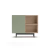 Mueble auxiliar modelo 601-2 acabado en roble/verde. 78 cm (alto) x 90 cm (ancho) x 34 cm (prof.)