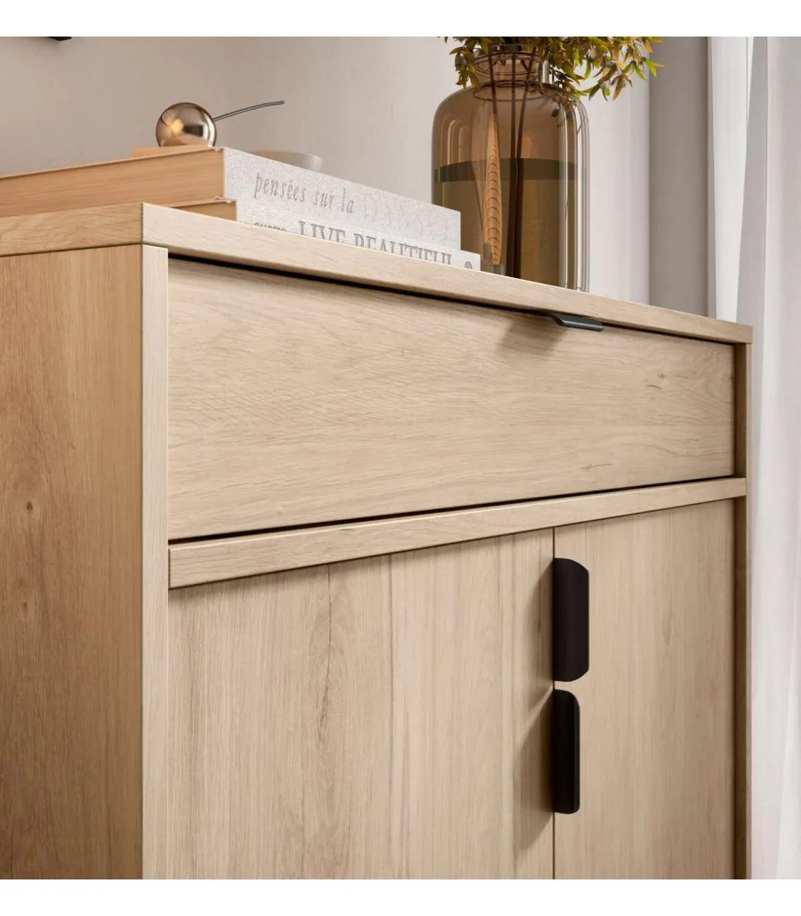 Mueble auxiliar/zapatero Md-507, 2 puertas 1 cajón en roble claro, 89cm(alto) 80cm(ancho) 29cm(prof.)