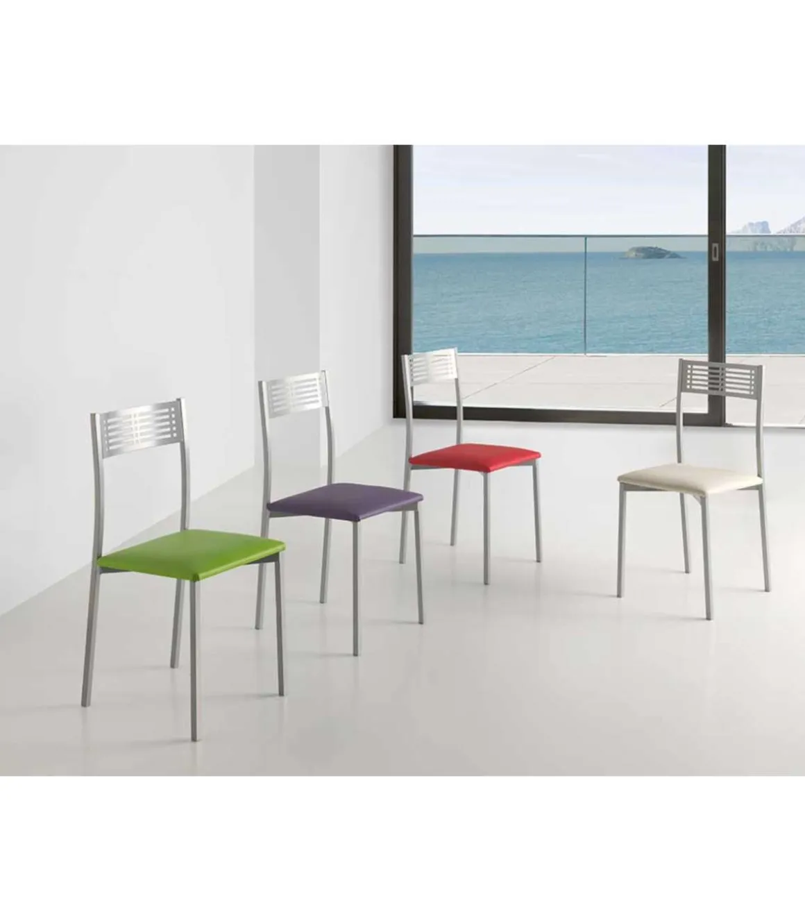 Pack de 4 sillas Laura en polipiel beige, 41 x 47 x 86 cm (largo x ancho x alto)