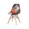 Pack 2 sillas patchwork modelo Dereck Patch. 42 cm(ancho) 81 cm(altura) 46 cm(fondo)