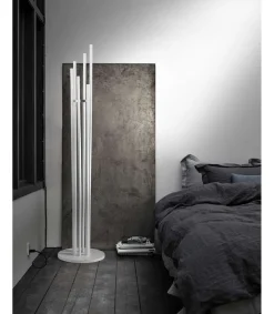 Perchero moderno mod. 471 acabado lacado en blanco, 182 cm(alto)34 cm(ancho)34 cm(largo)