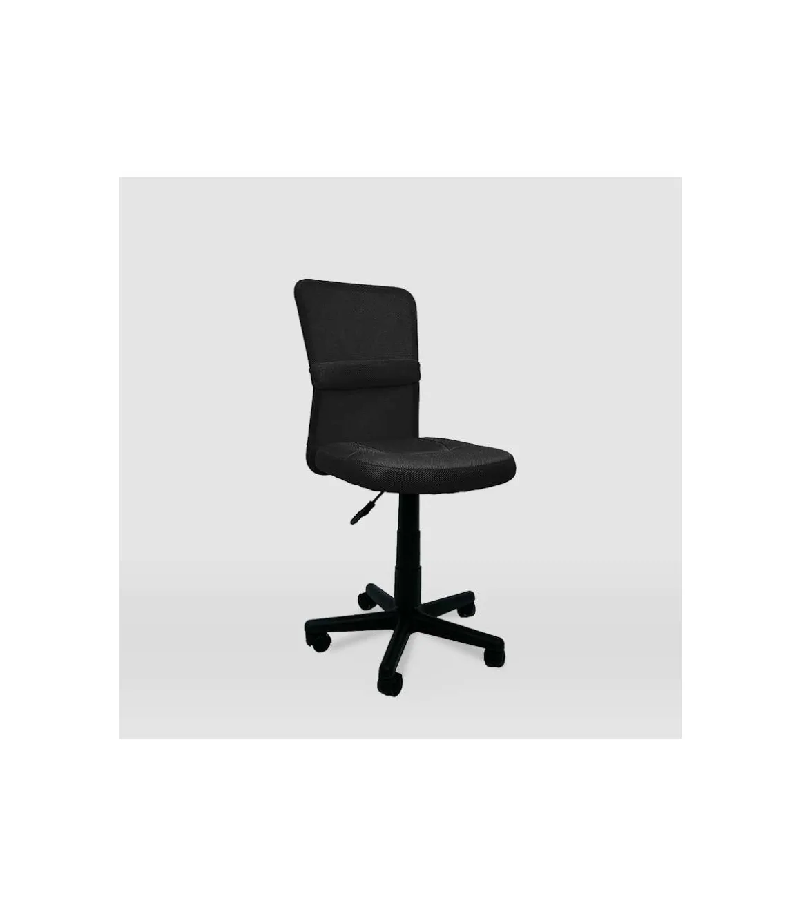 Silla de oficina Alba acabado negro. Alto: 83.5-95.5cm Ancho: 55cm Fondo: 55cm.