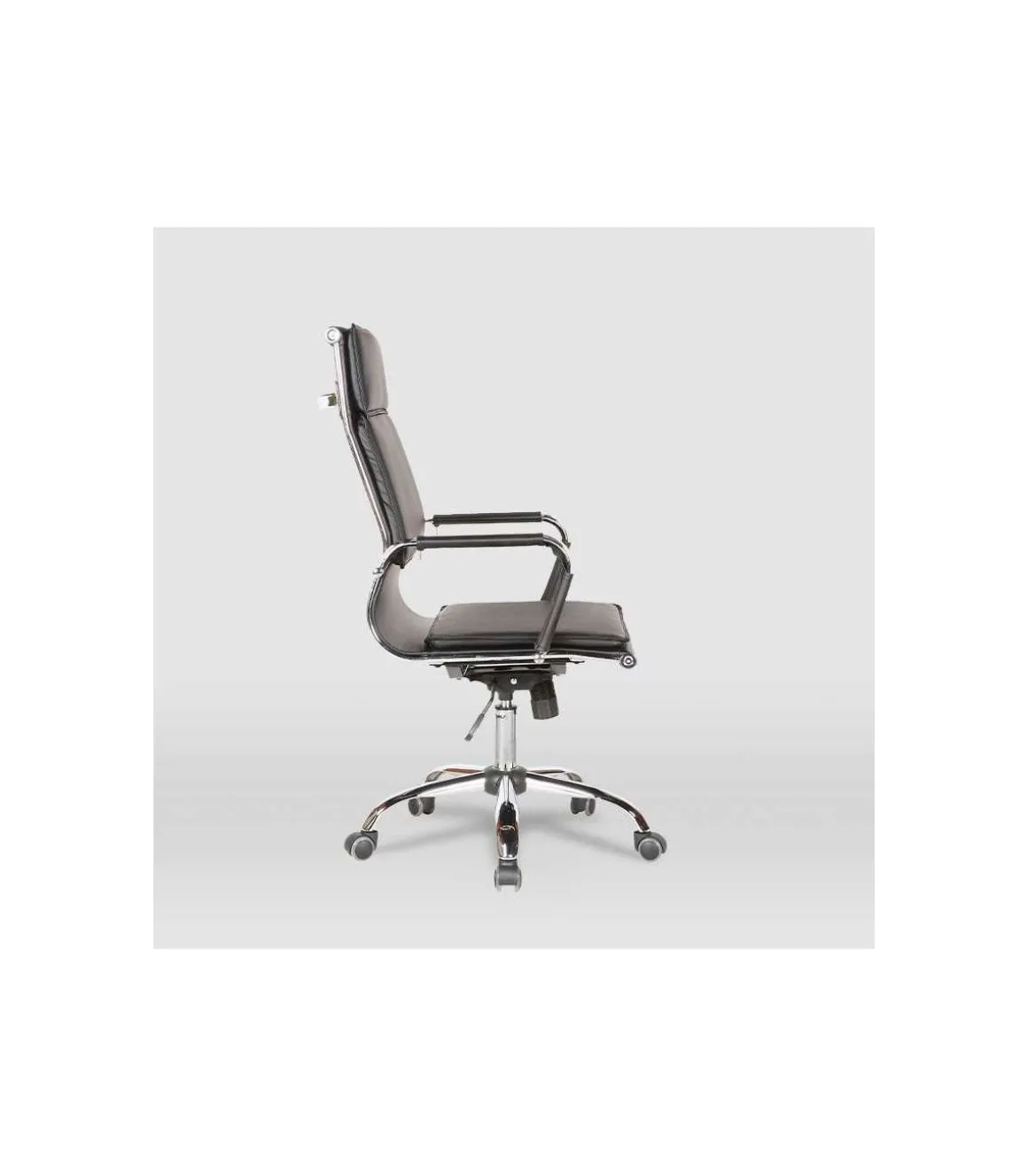Silla de oficina Jana en negro. Alto: 106-114. Ancho: 55. Fondo: 65.